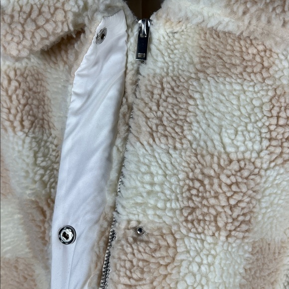 Wild Rose checkered cream/tan faux Sherpa jacket size L - Picture 6 of 10